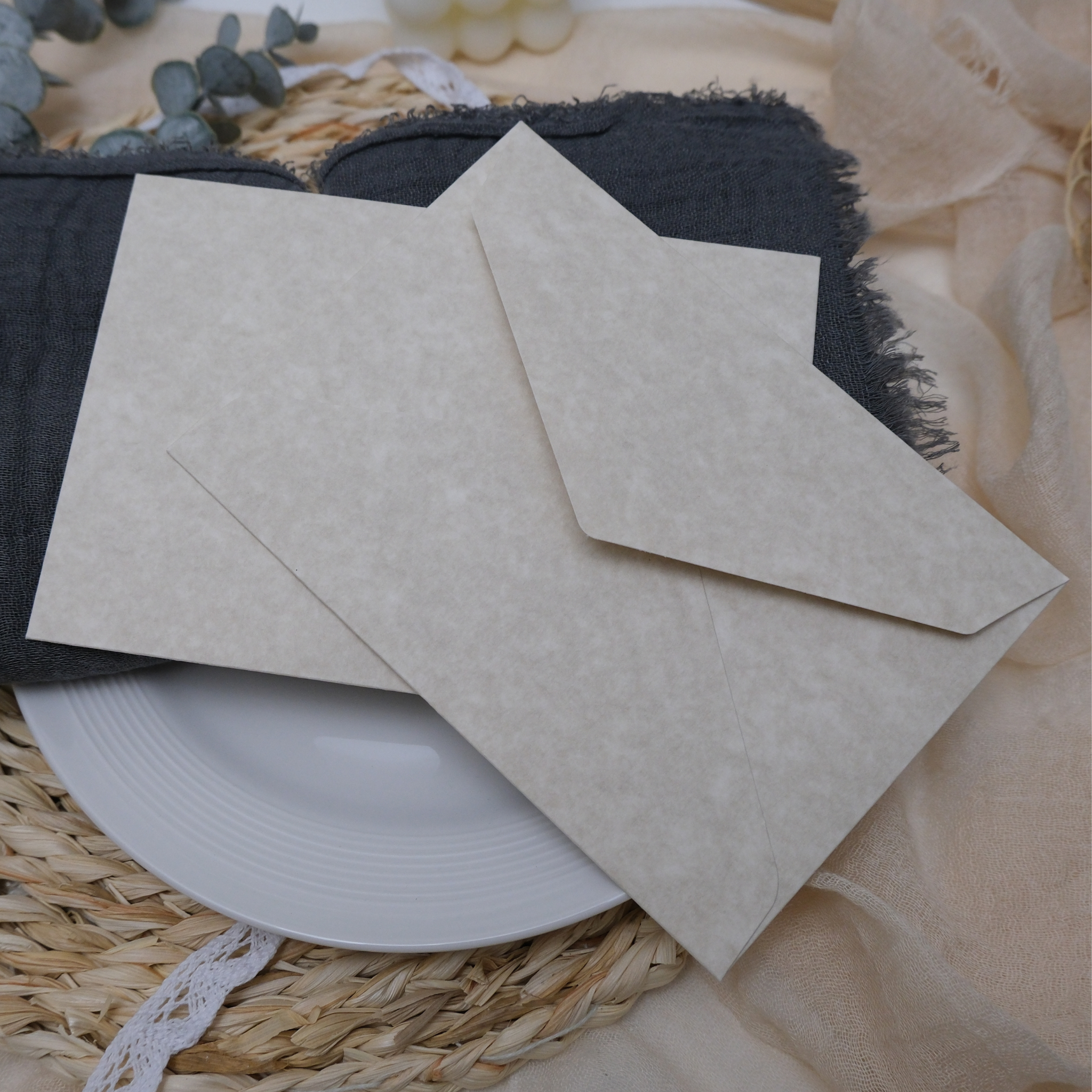 Misty Yellow Envelope + 2 Sheets Letter Paper