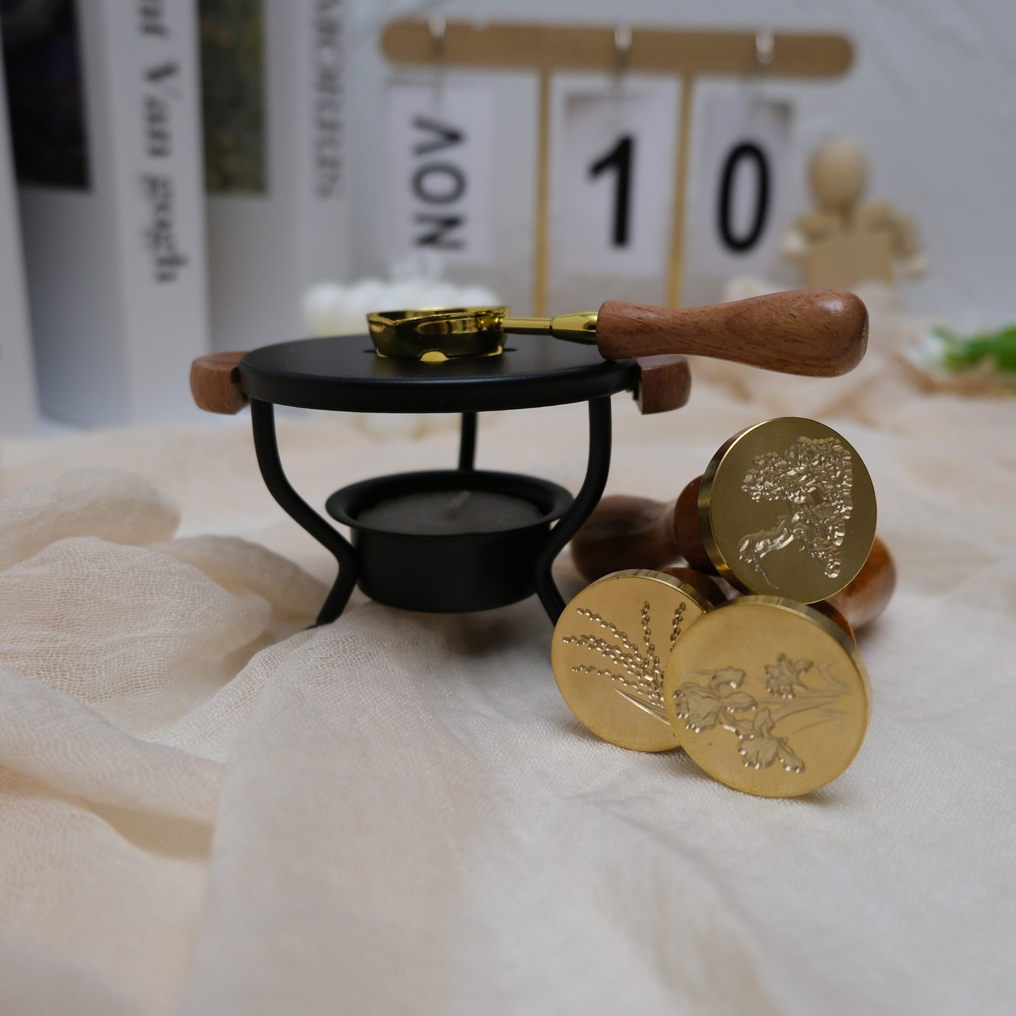 Sealing Wax Starter Set (3 Stamps + Furnace + Spoon)